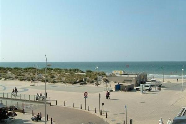 Residente Topaze De Panne Gem 1 Slpk App Luxe Afw & Ruime Parking Incl Exterior photo